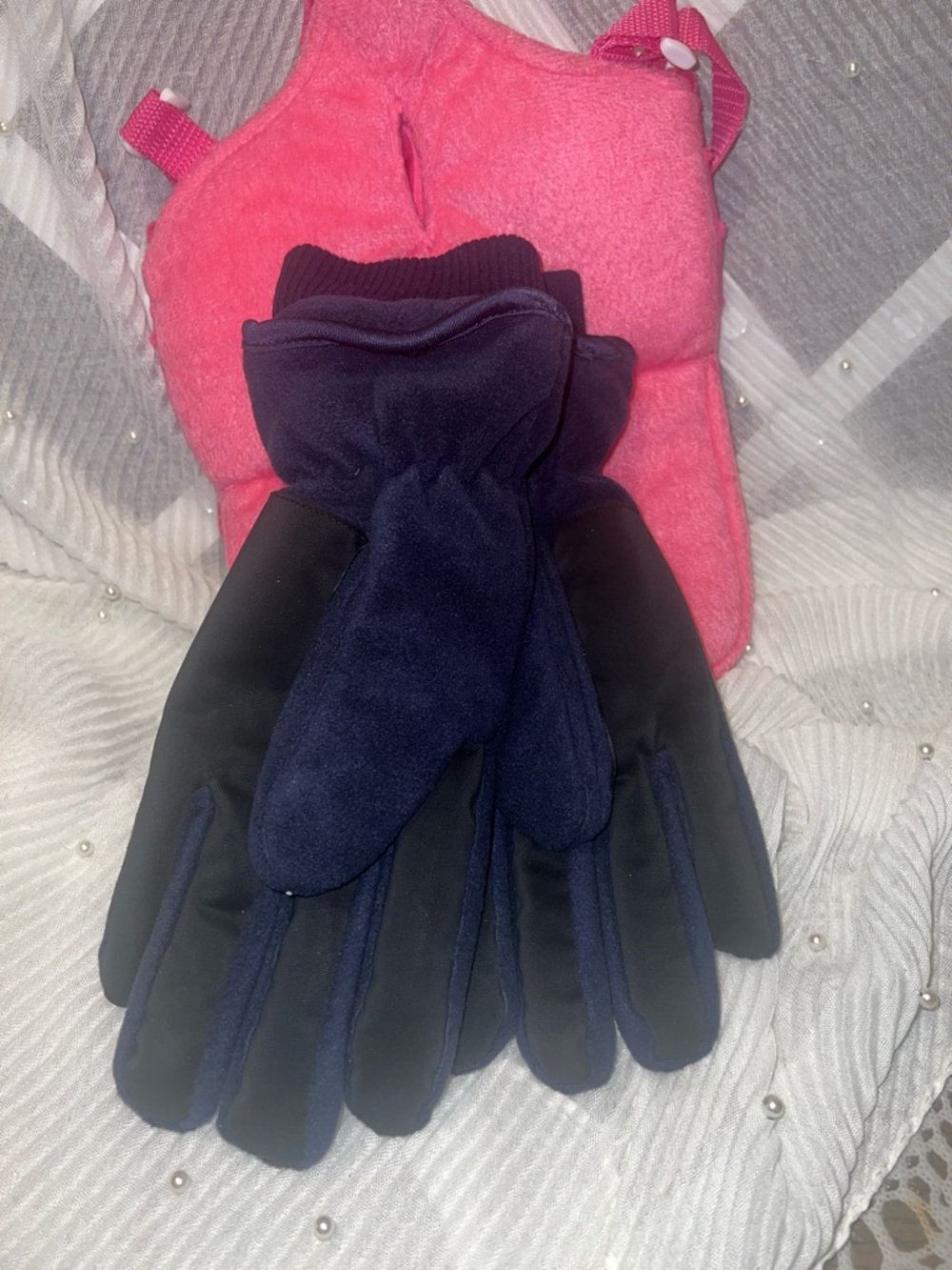 Unixes Black and Navy Winter Gloves - Unbranded